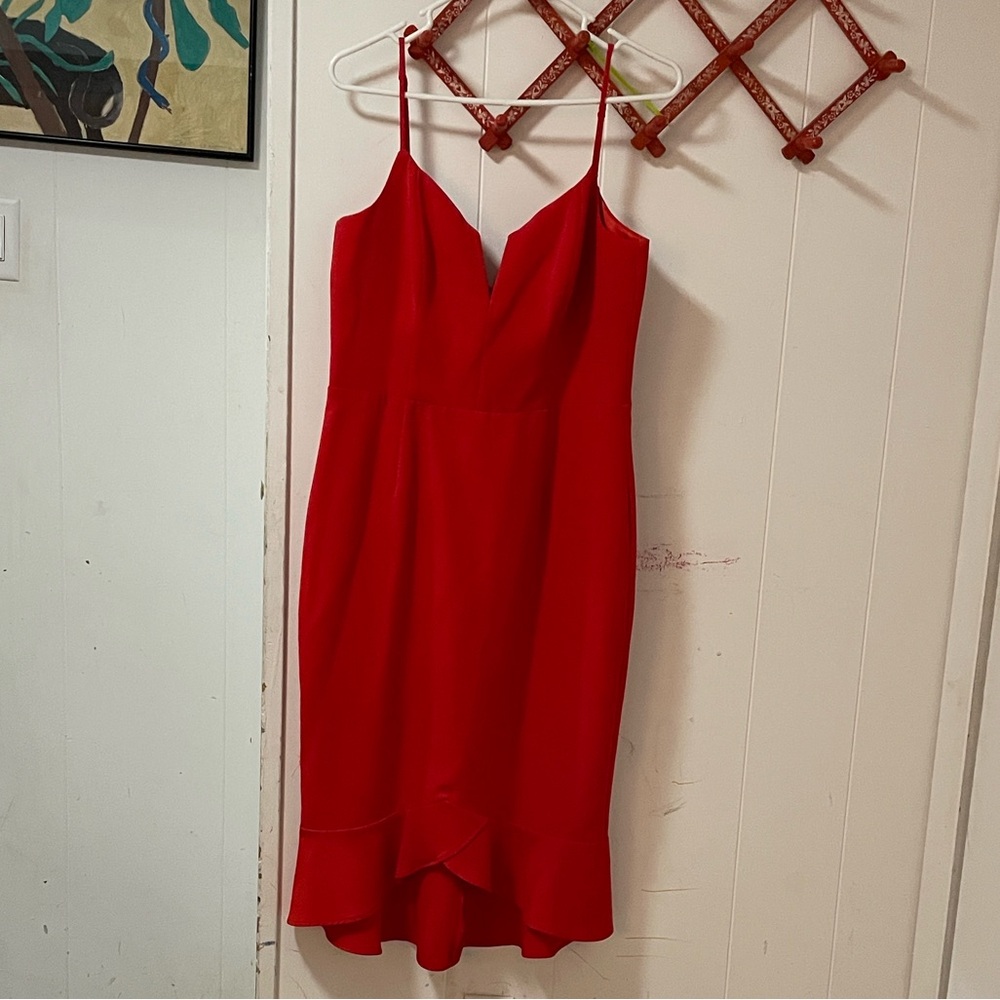 BARDOT Red Midi Dress V décolletage